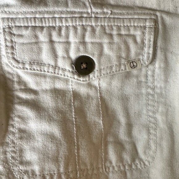 Harlow Cream Frayed Hem Jean Shorts - Picture 6 of 6